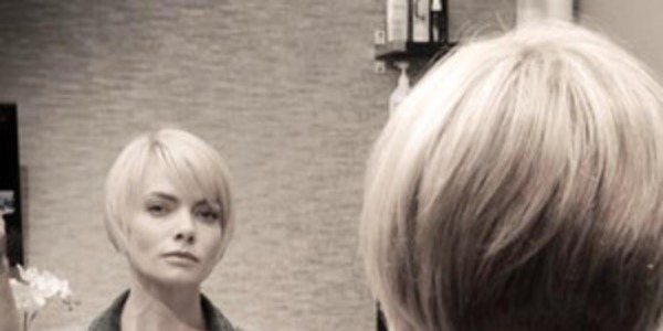 Jaime Pressly Gets A Bob E News Australia